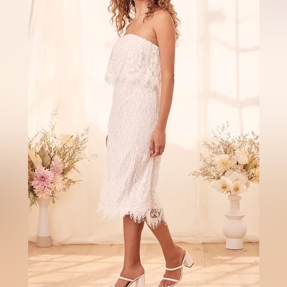 SOLD OUT***Lulu’s Delia White Lace Strapless Midi Dress s - Picture 3 of 7